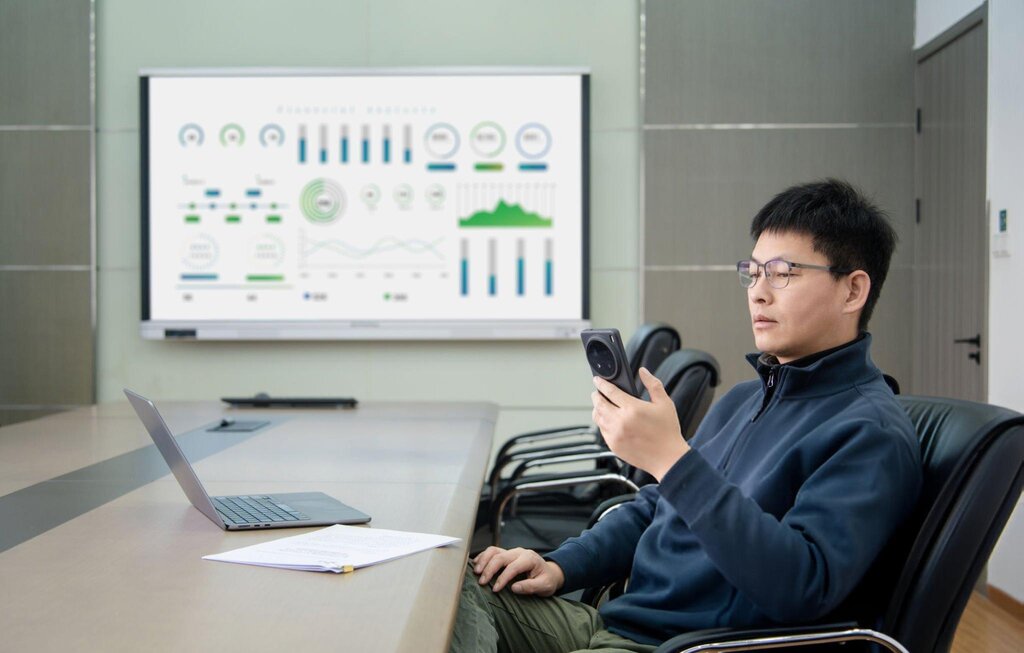 economic analyst
